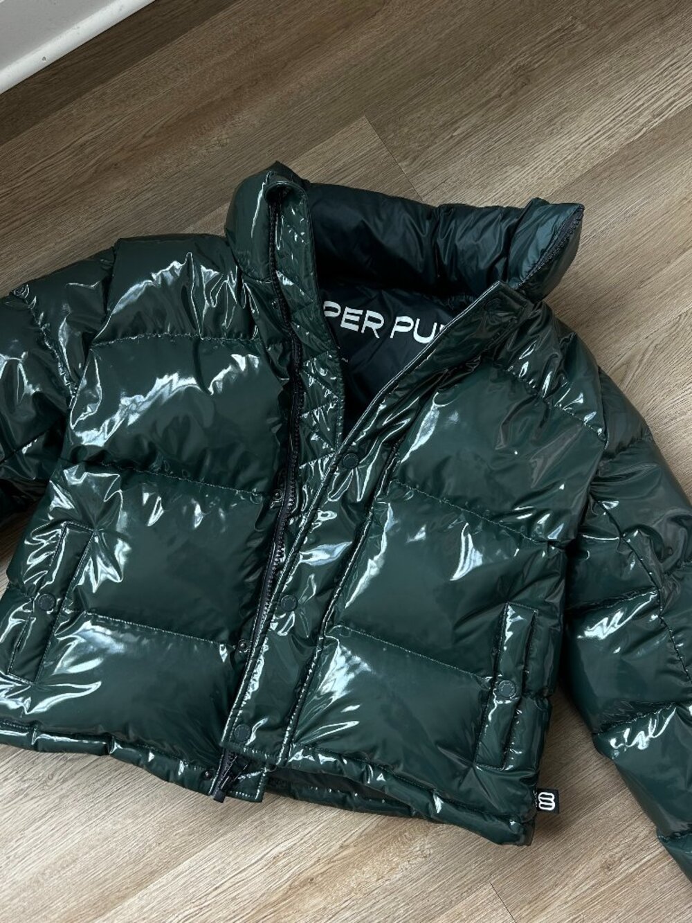 The Super Puff™ Aritzia Jacket in One-of-a-Kind Green